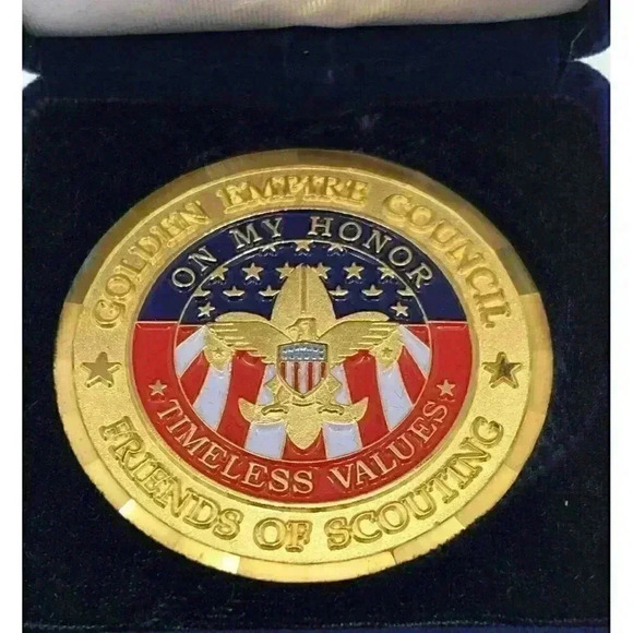 Gold Boy Scouts of America Golden Empire California Friends Scouting Coin Token - Picture 1 of 3